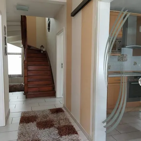 Ferienhaus Treis Neef Exterior foto